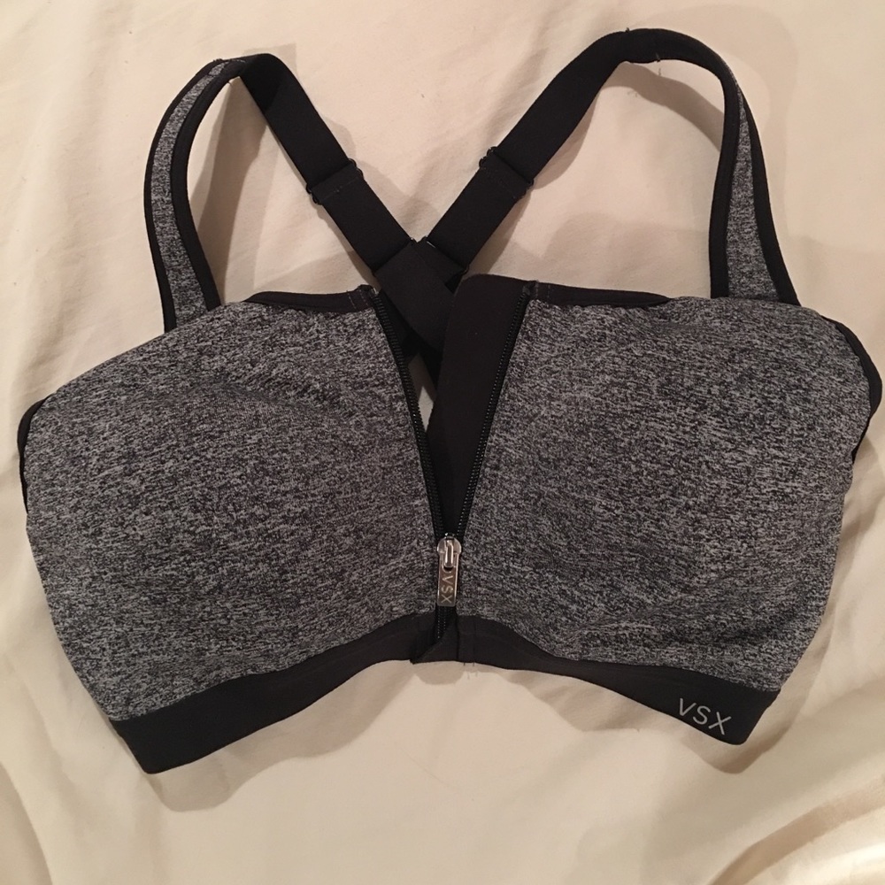 32C knockout Victoria’s Secret sports bra VSX Sprt